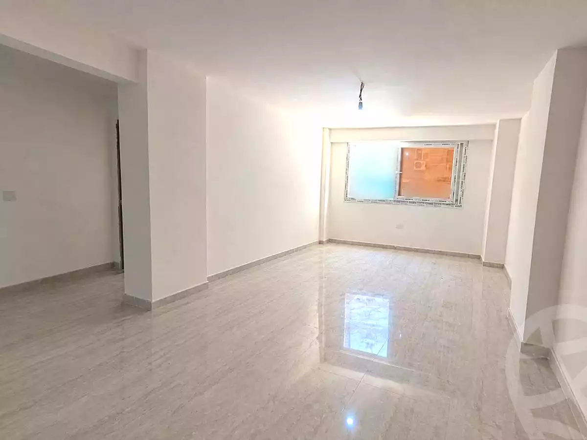 https://aqarmap.com.eg/ar/listing/7352683-for-sale-alexandria-sydy-bshr-sydy-bshr-bhry-shr-khld-bn-lwlyd