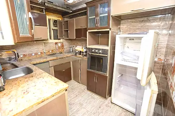 https://aqarmap.com.eg/en/listing/7352891-for-sale-alexandria-ganaklis-shr-mrtdy-bsh