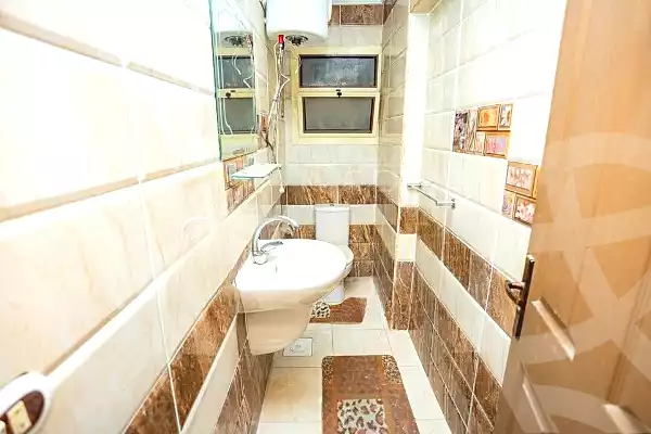 https://aqarmap.com.eg/en/listing/7352891-for-sale-alexandria-ganaklis-shr-mrtdy-bsh
