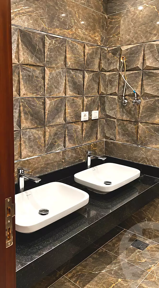 https://aqarmap.com.eg/en/listing/7353051-for-sale-cairo-new-cairo-compounds-park-view