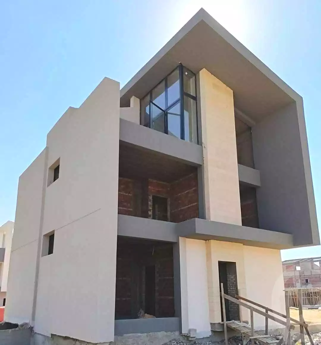 https://aqarmap.com.eg/ar/listing/7353163-for-sale-cairo-al-oubour-compounds-wrw-f-myn