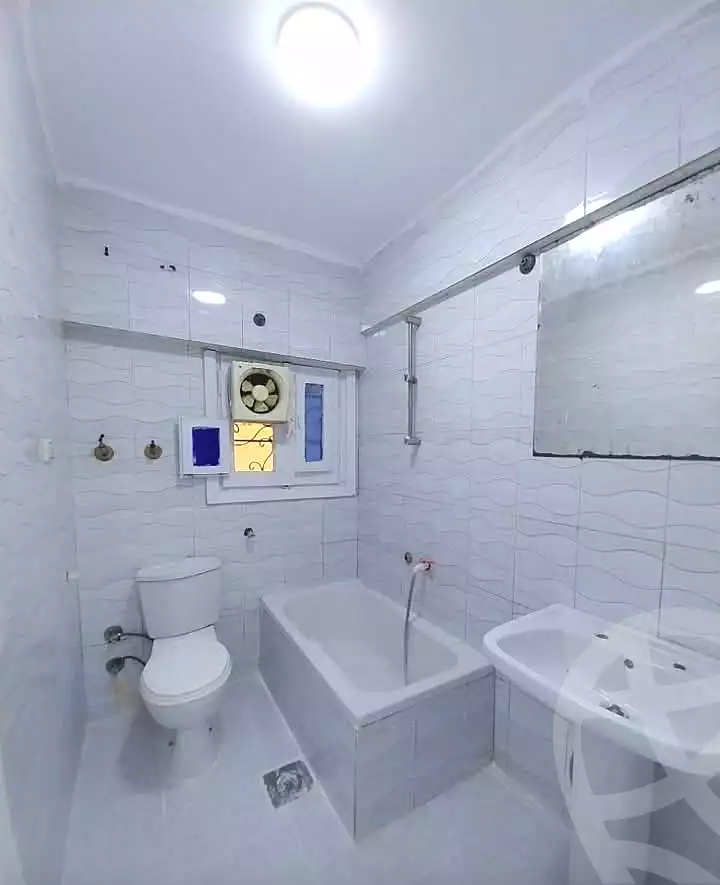 https://aqarmap.com.eg/en/listing/7353064-for-sale-alexandria-al-agamy-shataa-el-nakheel