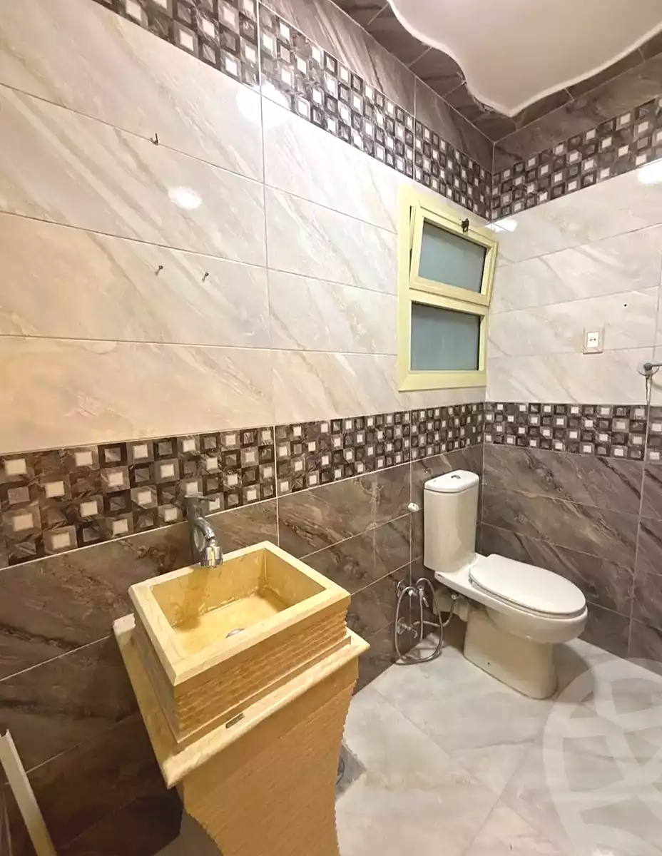 https://aqarmap.com.eg/ar/listing/7353371-for-sale-alexandria-al-agamy-lbytsh-bianchiii-el-arbaeen-st