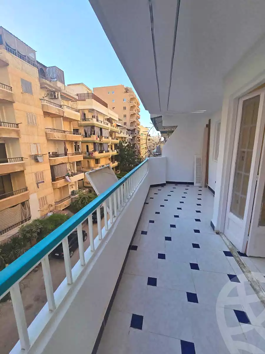 https://aqarmap.com.eg/en/listing/7353627-for-sale-alexandria-al-agamy-shataa-el-nakheel