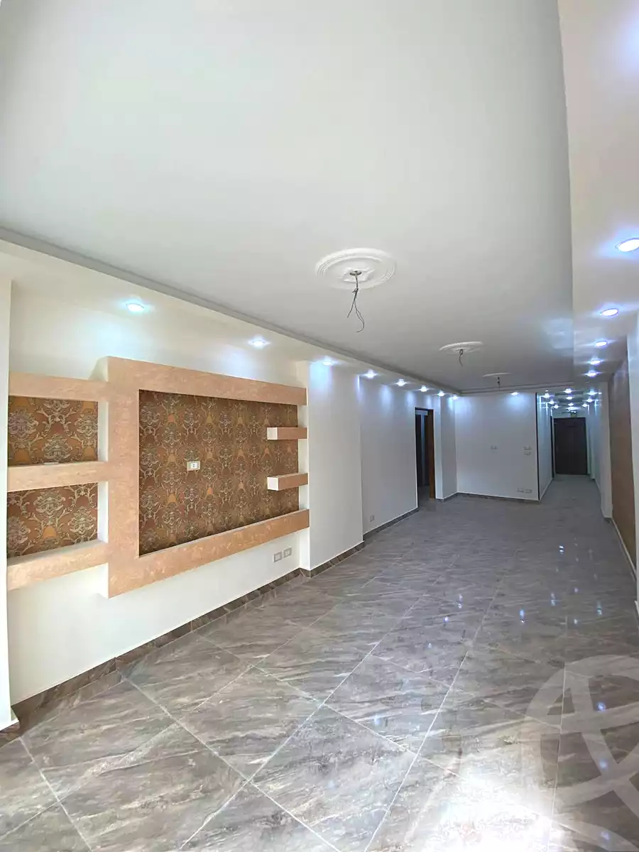 https://aqarmap.com.eg/ar/listing/7353658-for-sale-alexandria-al-agamy-lbytsh-bianchiii