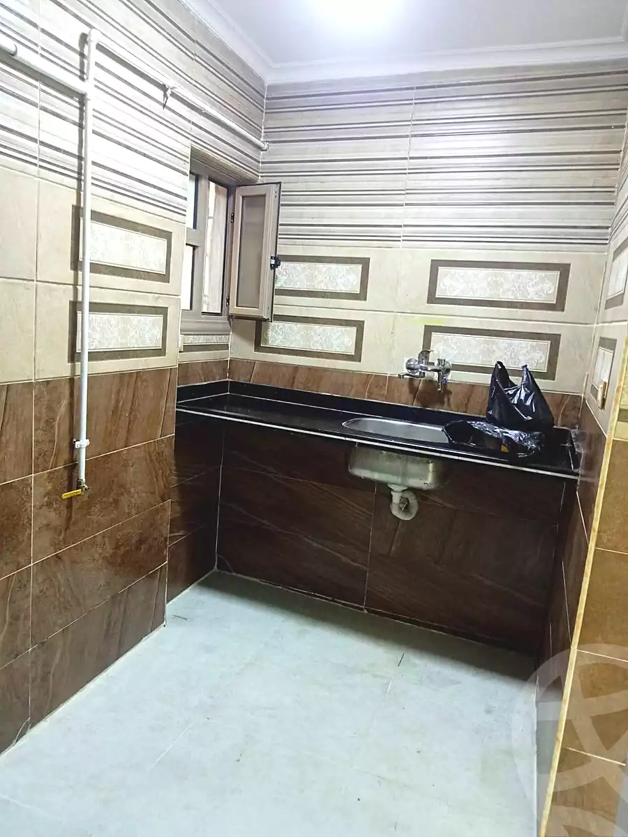 https://aqarmap.com.eg/ar/listing/7353689-for-sale-alexandria-al-agamy-lbytsh-abd-el-fattah-el-talkhawy