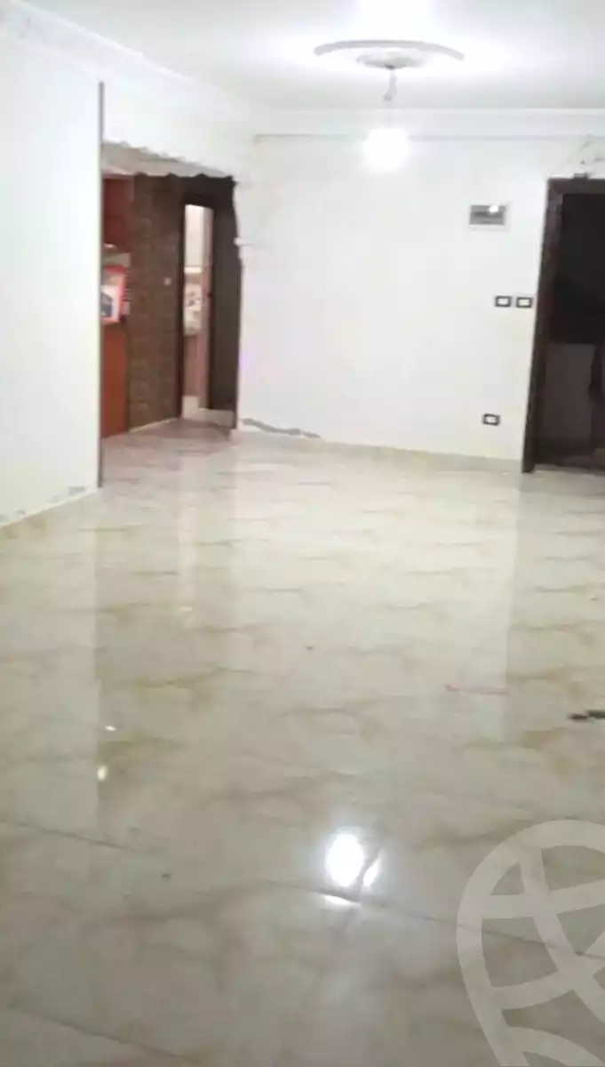 https://aqarmap.com.eg/en/listing/7353726-for-sale-alexandria-el-mandara-alex-el-mandara-bahri