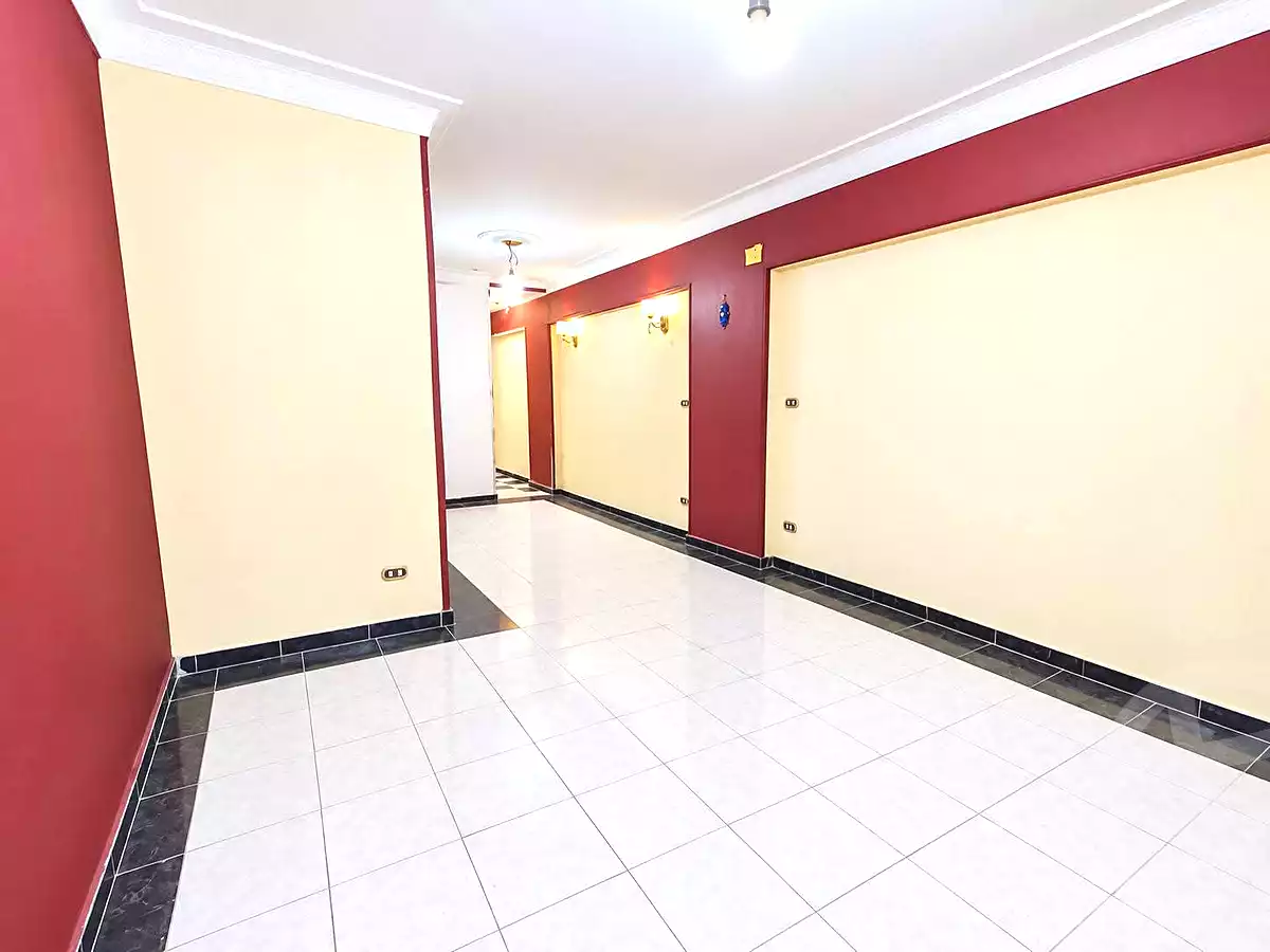 https://aqarmap.com.eg/ar/listing/7353807-for-sale-alexandria-sydy-bshr-sydy-bshr-bhry