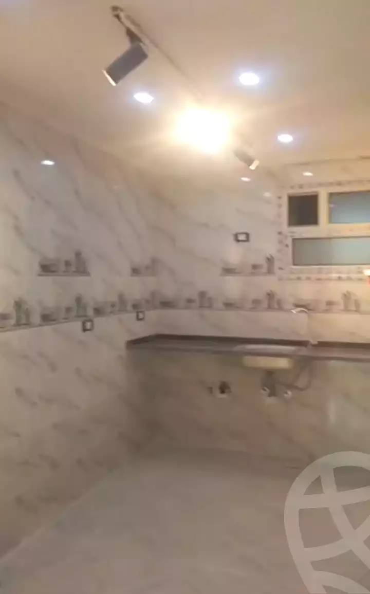 https://aqarmap.com.eg/en/listing/7353929-for-sale-cairo-elnozha-Streettt-27
