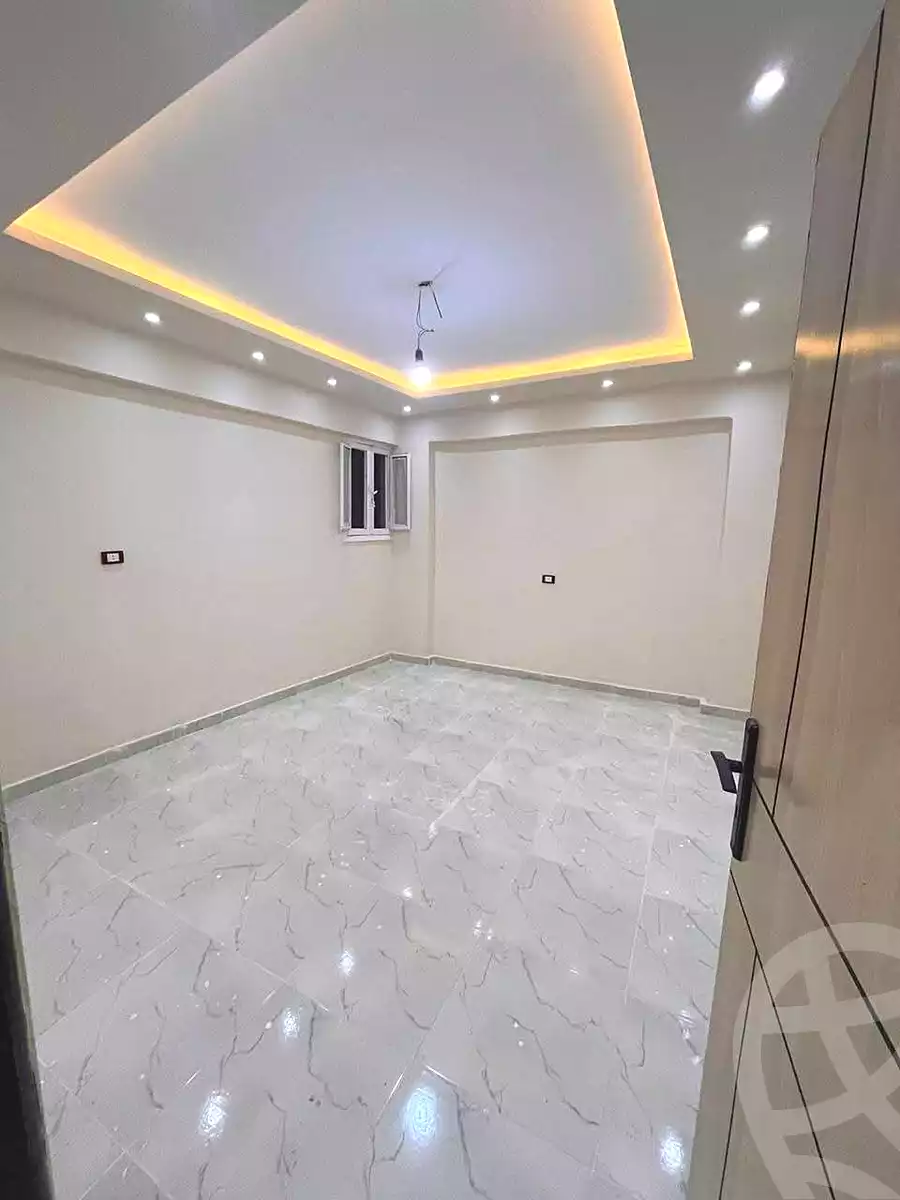 https://aqarmap.com.eg/ar/listing/7353966-for-sale-alexandria-al-agamy-lbytsh-qased-kareem-st