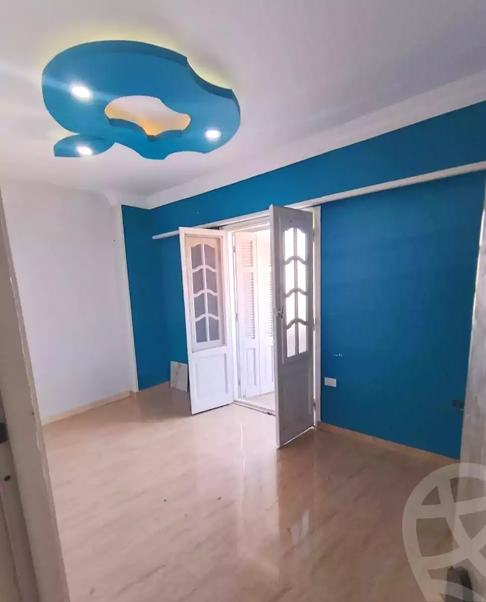 https://aqarmap.com.eg/en/listing/7353974-for-sale-alexandria-lsywf-el-falki