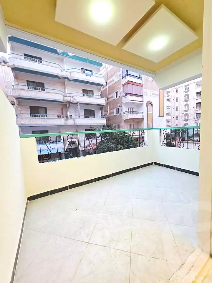 https://aqarmap.com.eg/ar/listing/7353981-for-sale-alexandria-al-agamy-shataa-el-nakheel
