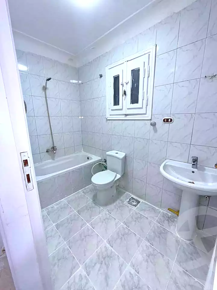https://aqarmap.com.eg/ar/listing/7354014-for-sale-alexandria-al-agamy-shataa-el-nakheel