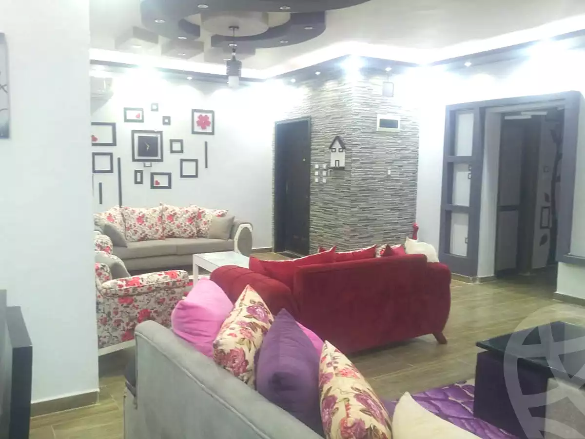 https://aqarmap.com.eg/en/listing/7354097-for-sale-sharqia-zagazig-zagazig-city-ghasham-rd