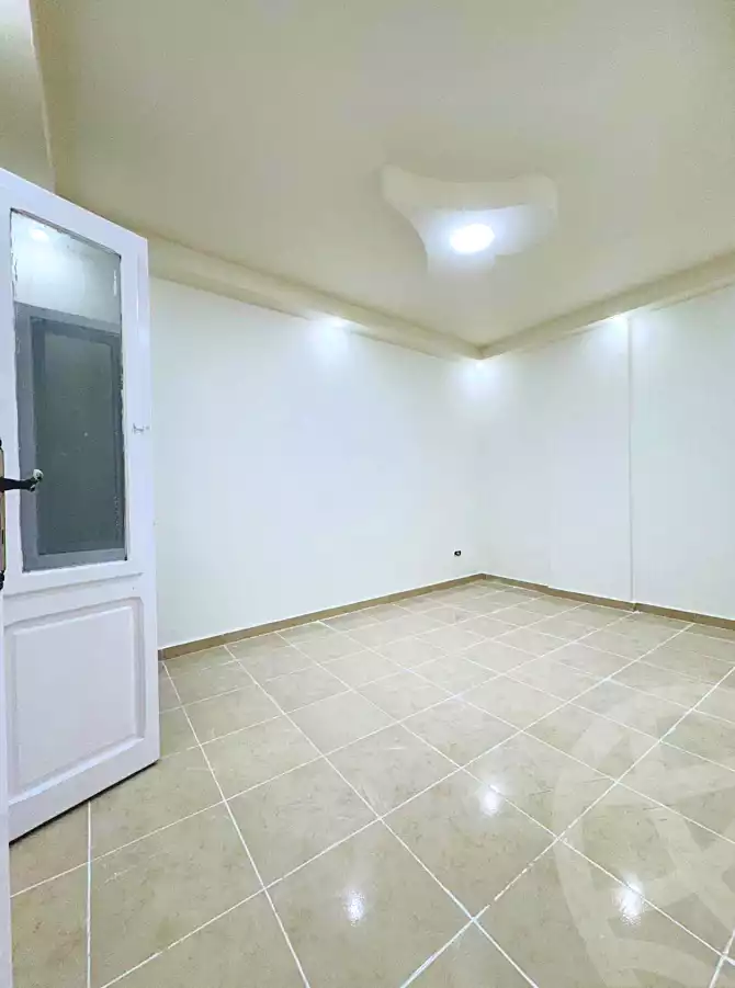 https://aqarmap.com.eg/en/listing/7354127-for-sale-alexandria-al-agamy-el-kilo-21