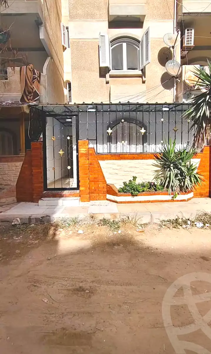 https://aqarmap.com.eg/ar/listing/7354281-for-sale-alexandria-al-agamy-shataa-el-nakheel