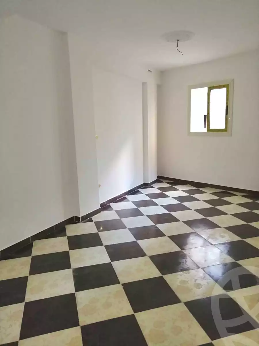 https://aqarmap.com.eg/en/listing/7354301-for-sale-alexandria-alhadara-new-el-hadra