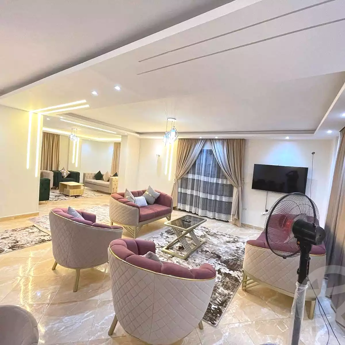 https://aqarmap.com.eg/ar/listing/7354690-for-rent-cairo-6th-of-october-el-ahyaa-neighborhood-1st-al-maahad