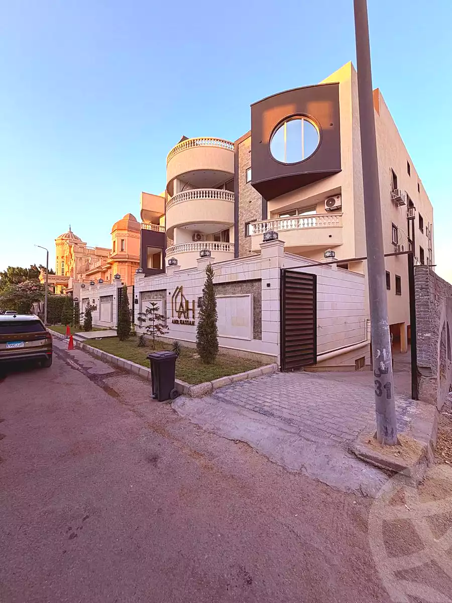 https://aqarmap.com.eg/en/listing/7340904-for-sale-cairo-al-oubour-compounds-golf-city