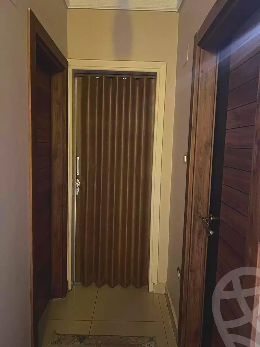 https://aqarmap.com.eg/ar/listing/7354751-for-rent-cairo-el-sheikh-zayed-city-el-hay-elawel-street-12