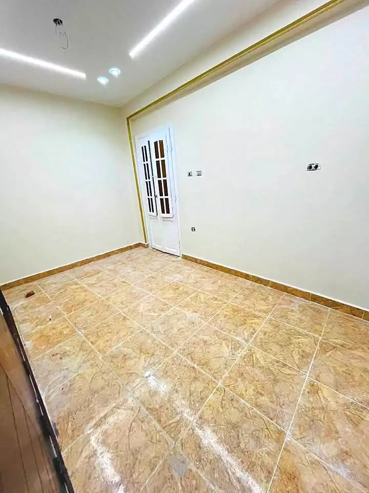 https://aqarmap.com.eg/en/listing/7354908-for-sale-alexandria-al-agamy-el-hanouvel-el-salam-st