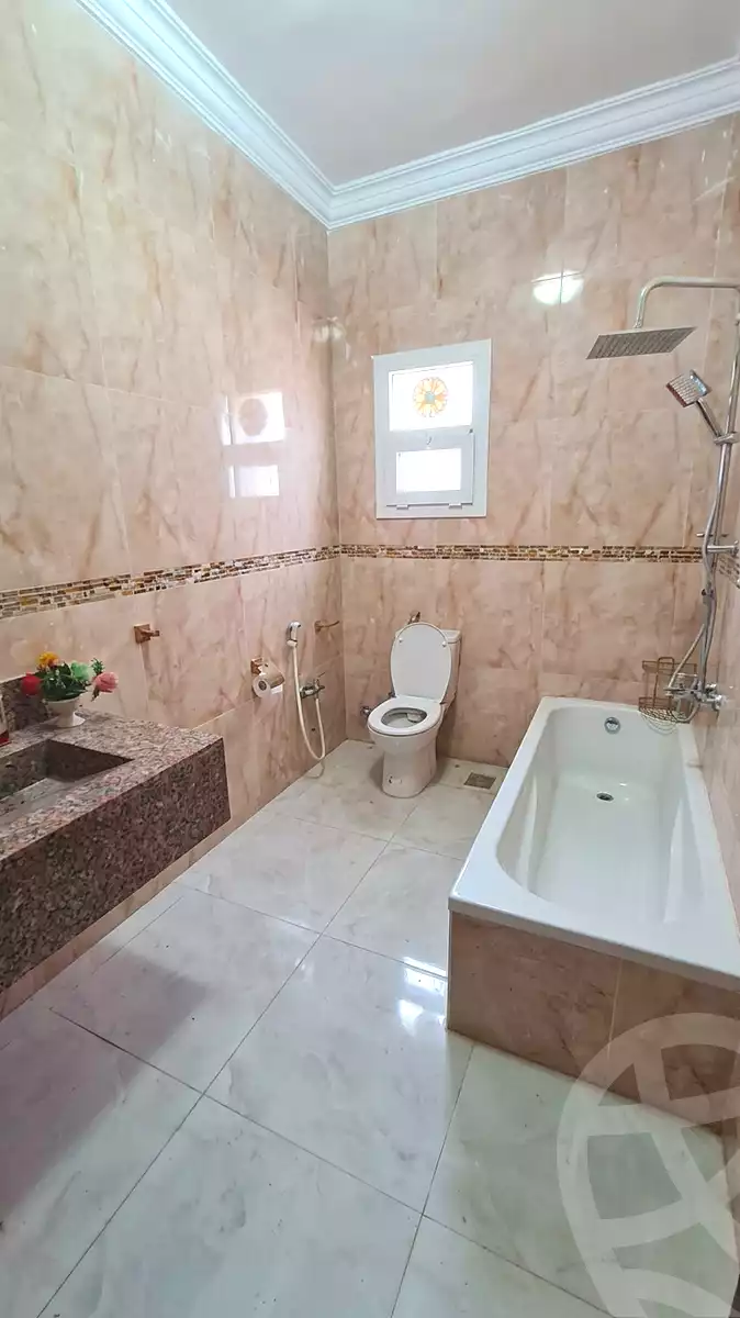 https://aqarmap.com.eg/en/listing/7140715-for-rent-cairo-6th-of-october-hadaeq-october-compounds-evergreen