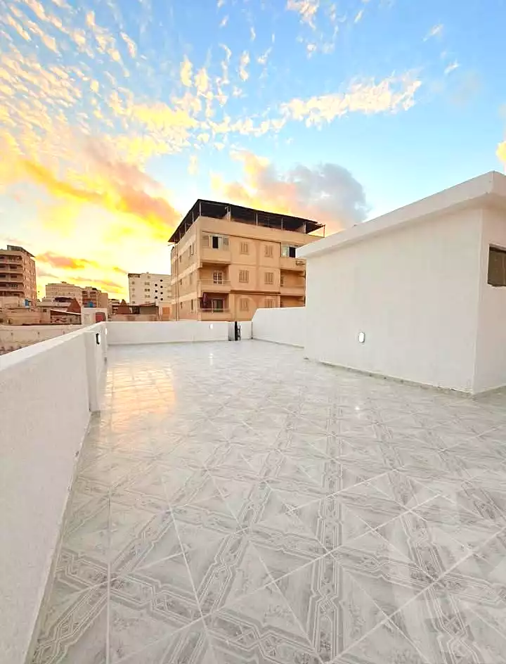 https://aqarmap.com.eg/ar/listing/7355120-for-sale-alexandria-al-agamy-shataa-el-nakheel