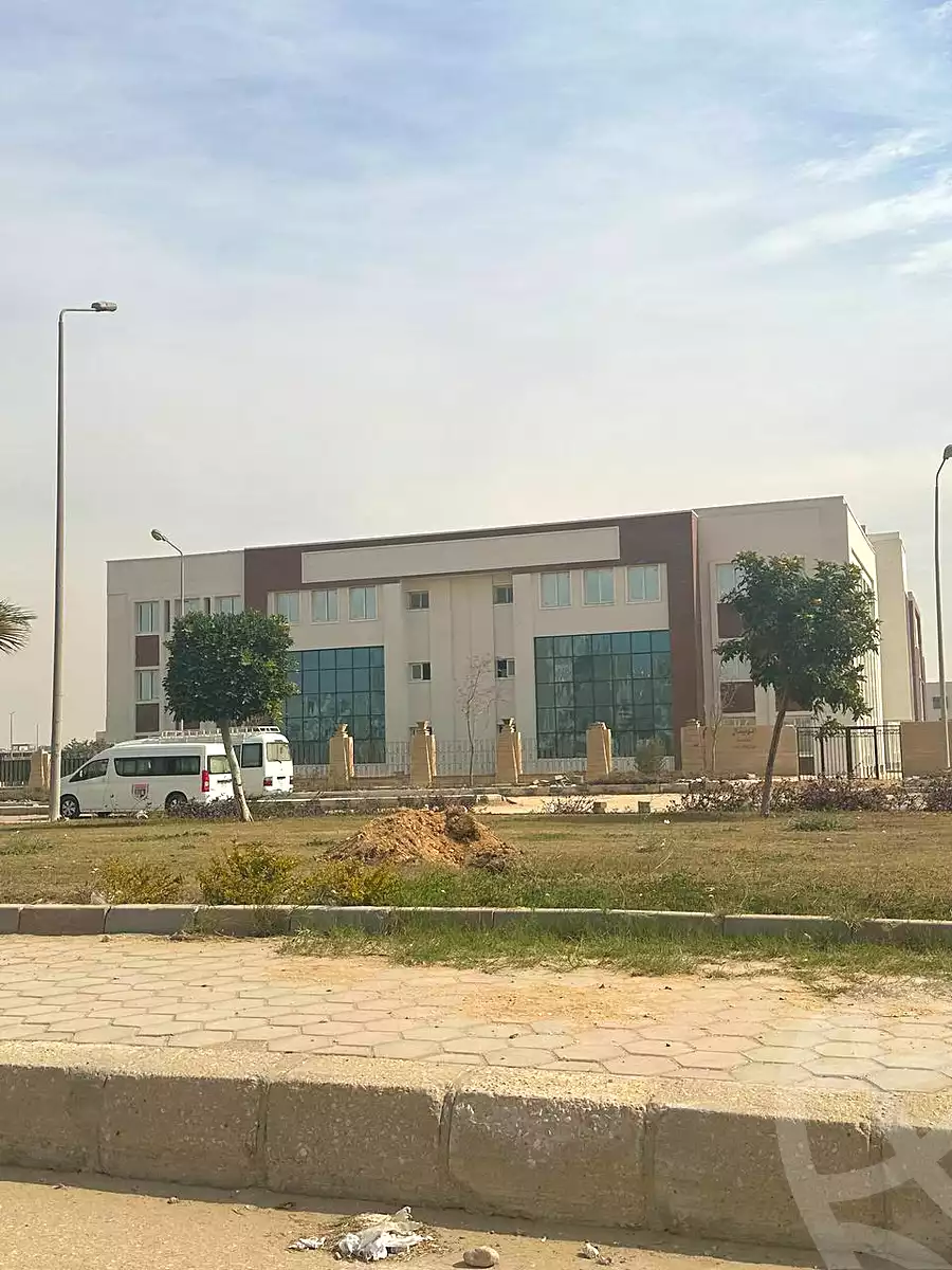https://aqarmap.com.eg/en/listing/7355069-for-sale-cairo-6th-of-october-hadaeq-october-golden-square