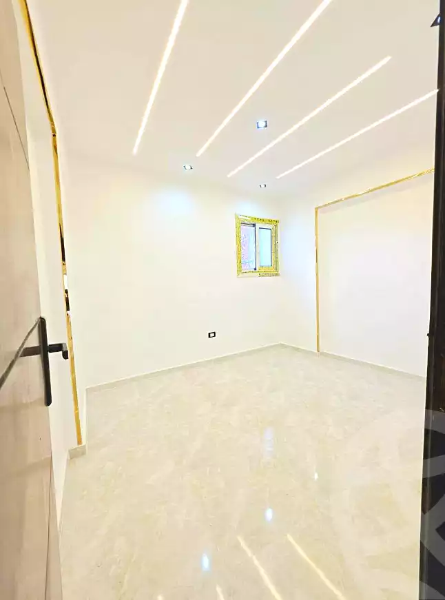 https://aqarmap.com.eg/ar/listing/7355240-for-sale-alexandria-miami-shr-jml-bd-lnsr