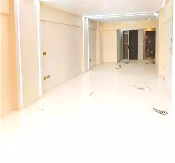 https://aqarmap.com.eg/ar/listing/7356039-for-rent-alexandria-lsywf-gamila-city-compound