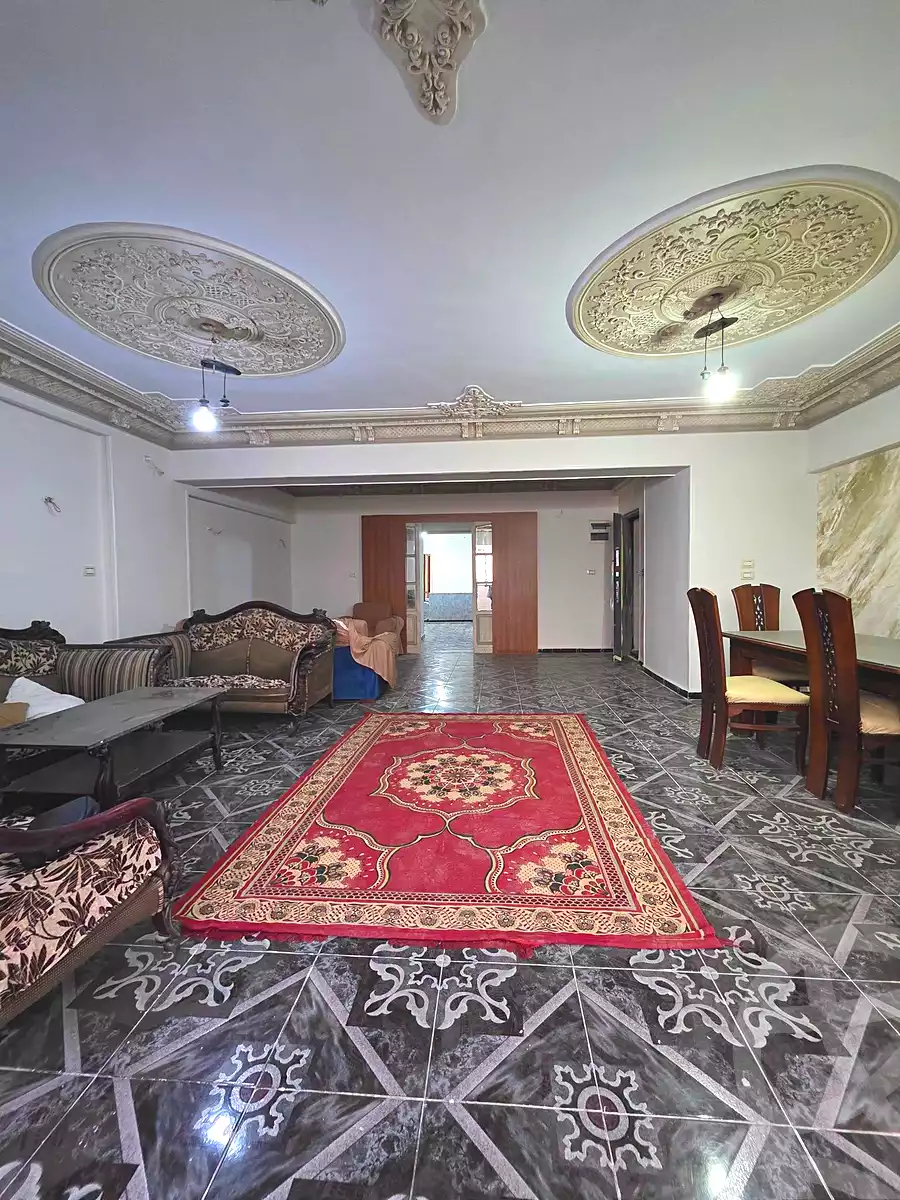 https://aqarmap.com.eg/ar/listing/7356052-for-sale-alexandria-sydy-bshr-sydy-bshr-bhry-shr-khld-bn-lwlyd