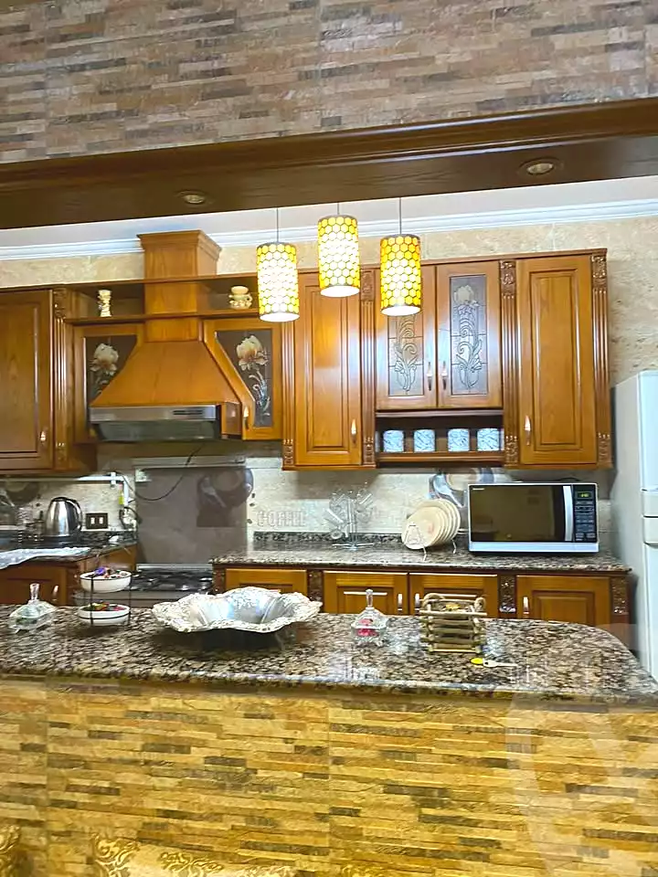 https://aqarmap.com.eg/en/listing/7356081-for-sale-alexandria-camp-cesar-port-said-street