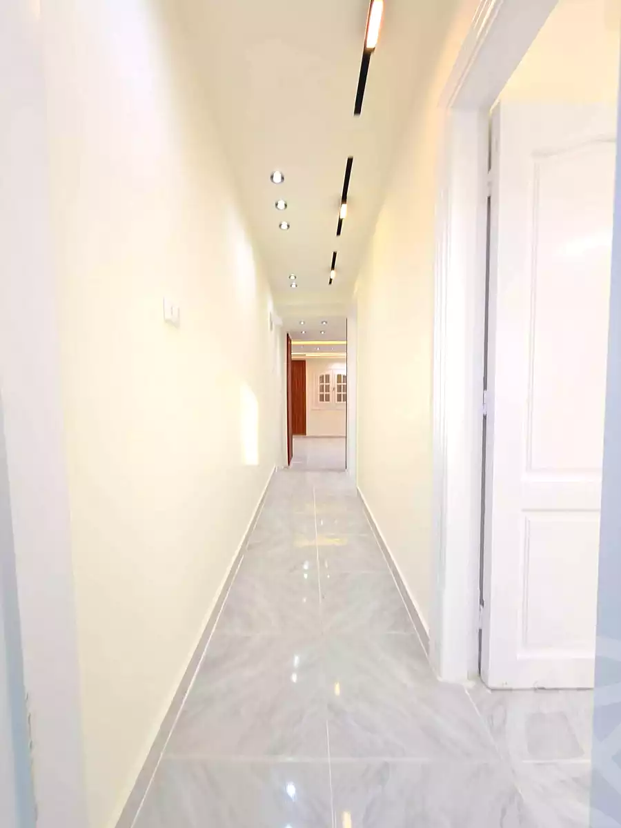 https://aqarmap.com.eg/ar/listing/7356100-for-sale-alexandria-al-agamy-shataa-el-nakheel