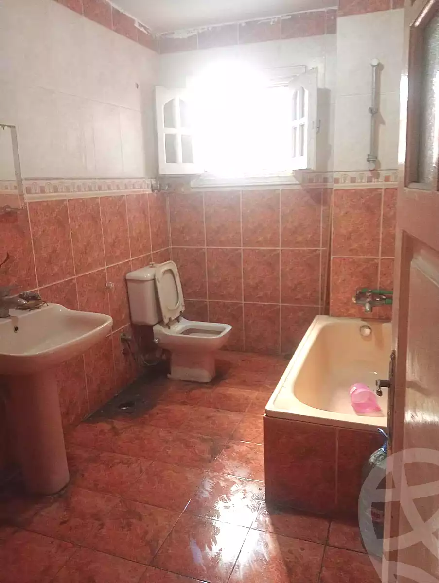 https://aqarmap.com.eg/ar/listing/7356128-for-rent-alexandria-al-agamy-lbytsh