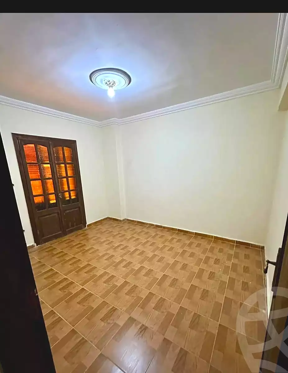 https://aqarmap.com.eg/ar/listing/7356139-for-rent-alexandria-miami-el-sayed-radwan-st