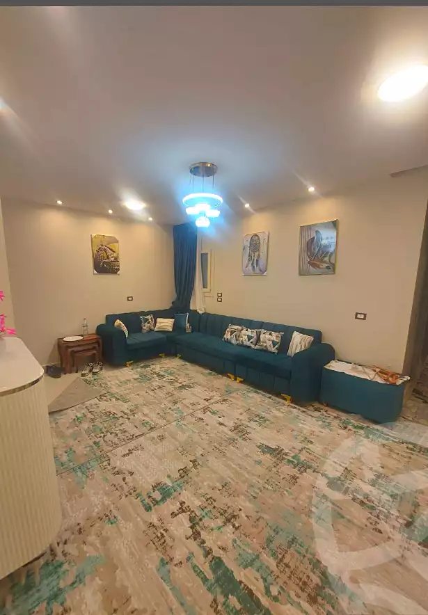 https://aqarmap.com.eg/ar/listing/7356158-for-sale-cairo-helwan-el-shareaa-el-sharby-st