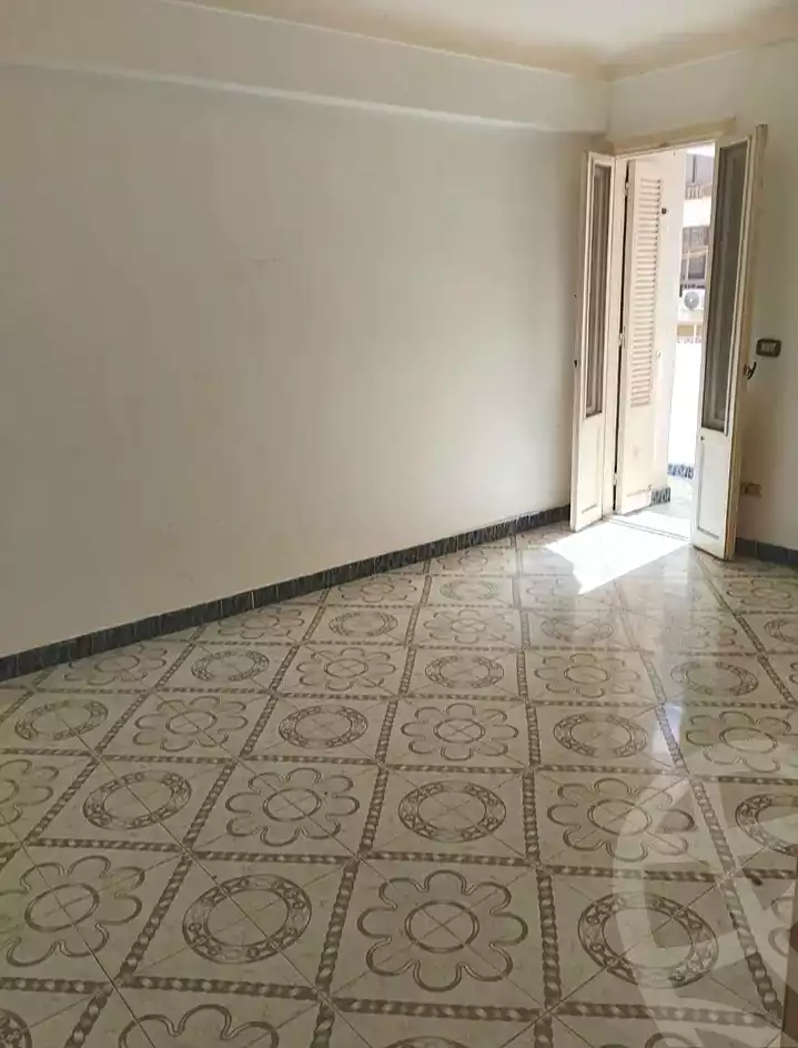 https://aqarmap.com.eg/ar/listing/7356266-for-rent-alexandria-miami-iskandar-ibrahim-st