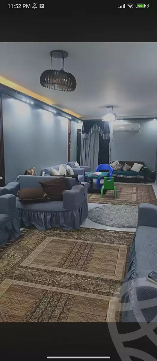https://aqarmap.com.eg/ar/listing/7356334-for-sale-cairo-helwan-ahmed-enci-st