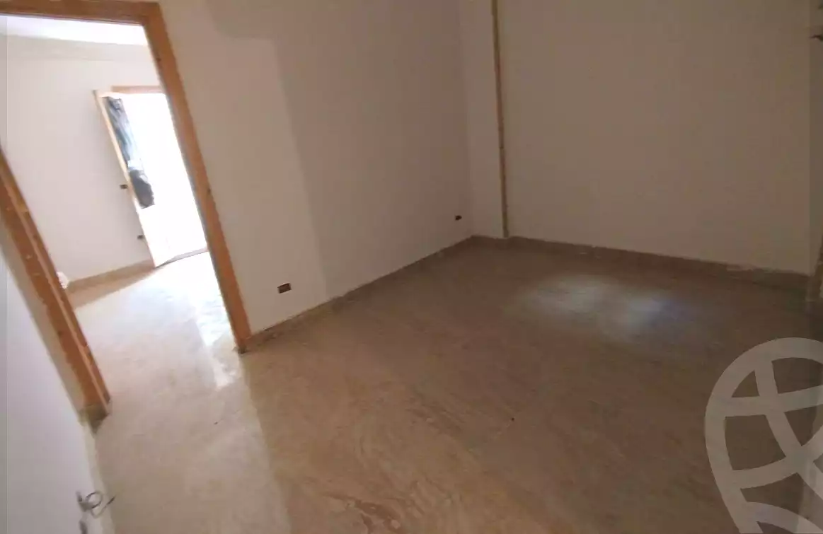 https://aqarmap.com.eg/en/listing/7356405-for-sale-alexandria-al-agamy-el-hanouvel-el-salam-st