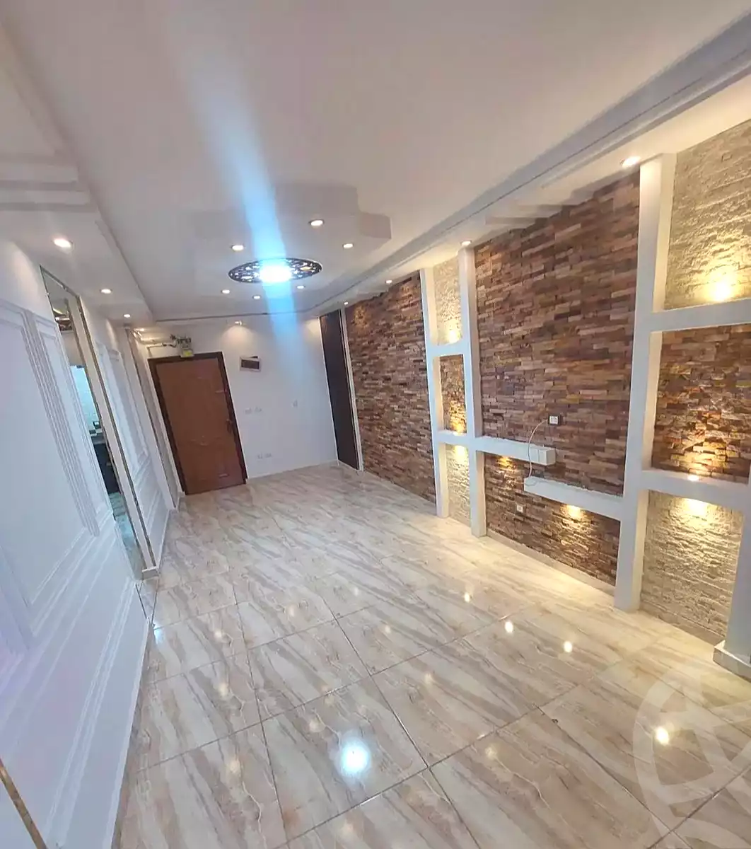 https://aqarmap.com.eg/ar/listing/7356561-for-sale-alexandria-sydy-bshr-sydy-bshr-bhry-mohammed-youssef-ghaly-st