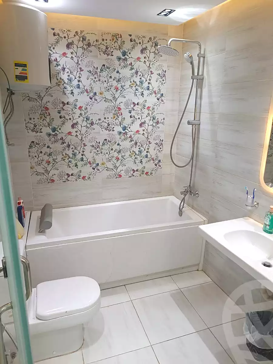 https://aqarmap.com.eg/ar/listing/7357021-for-rent-cairo-el-haram-el-maryotya-sefara-st