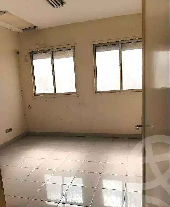 https://aqarmap.com.eg/ar/listing/7357235-for-rent-cairo-downtown-ramsis
