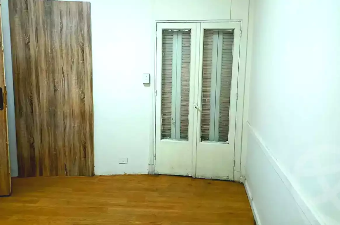 https://aqarmap.com.eg/en/listing/7357238-for-rent-cairo-downtown-abdeen-mohammed-farid-st