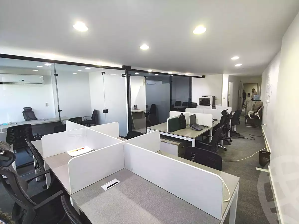 https://aqarmap.com.eg/ar/listing/7357291-for-rent-cairo-el-maadi-compounds-rayhanah-plaza