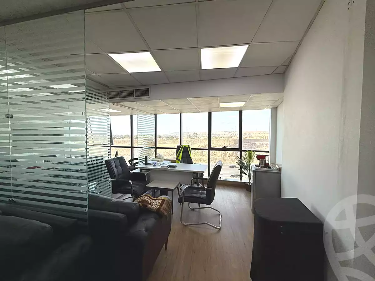 https://aqarmap.com.eg/ar/listing/7357298-for-rent-cairo-el-maadi-compounds-rayhanah-plaza