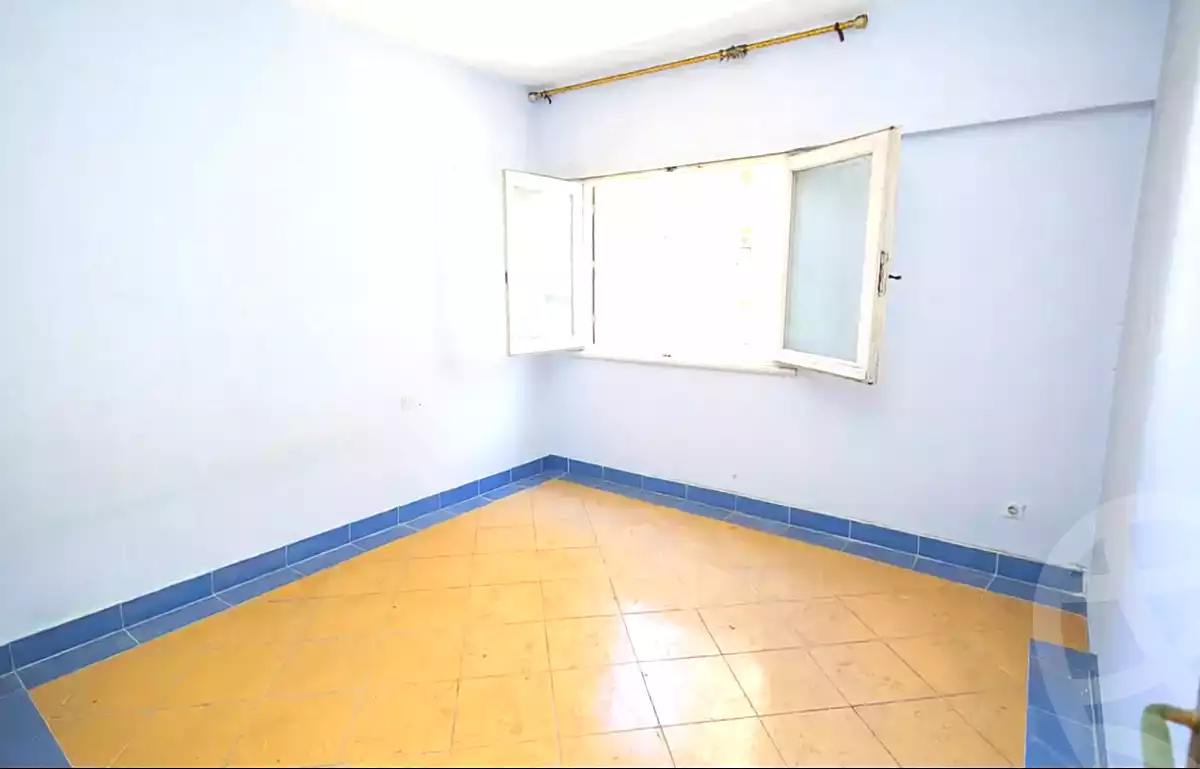 https://aqarmap.com.eg/ar/listing/7357538-for-sale-alexandria-sydy-bshr