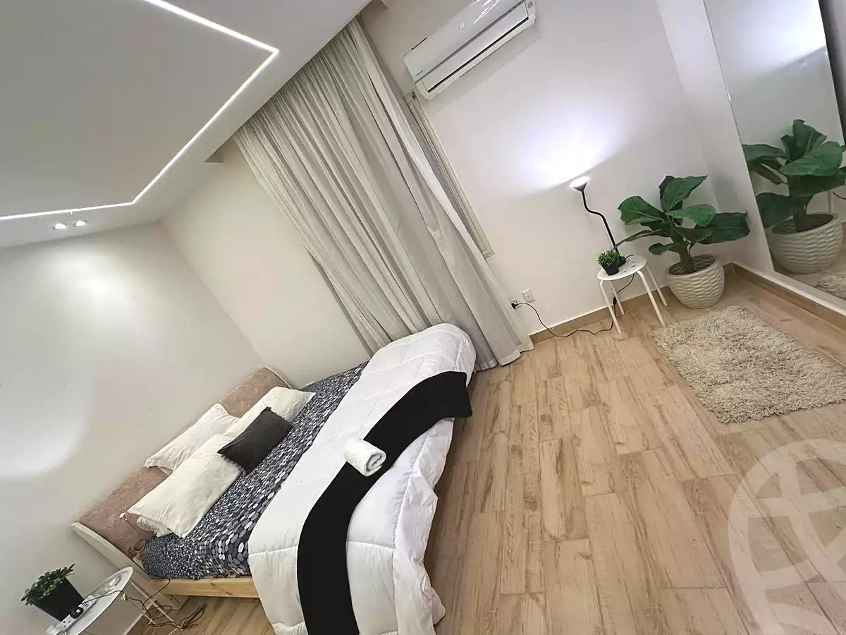 https://aqarmap.com.eg/ar/listing/7357570-for-rent-cairo-6th-of-october-shr-drym-lnd