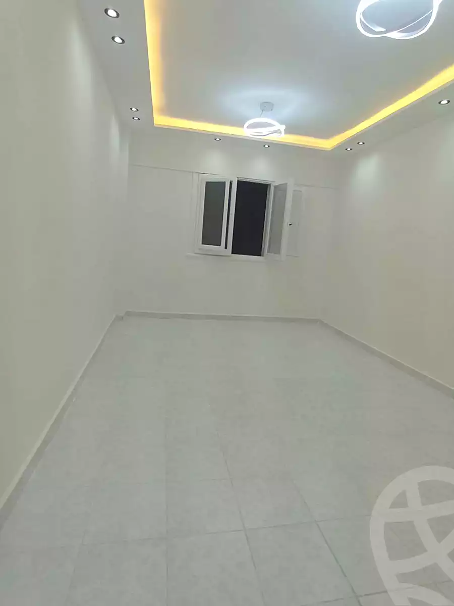 https://aqarmap.com.eg/ar/listing/7357713-for-sale-alexandria-al-agamy-shataa-el-nakheel