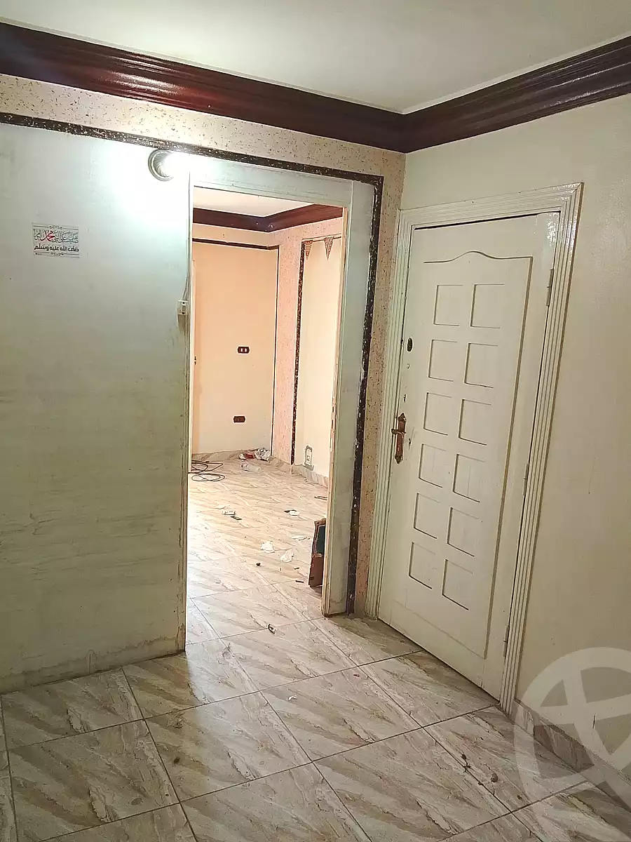 https://aqarmap.com.eg/ar/listing/7357823-for-sale-alexandria-el-asafra-shr-45