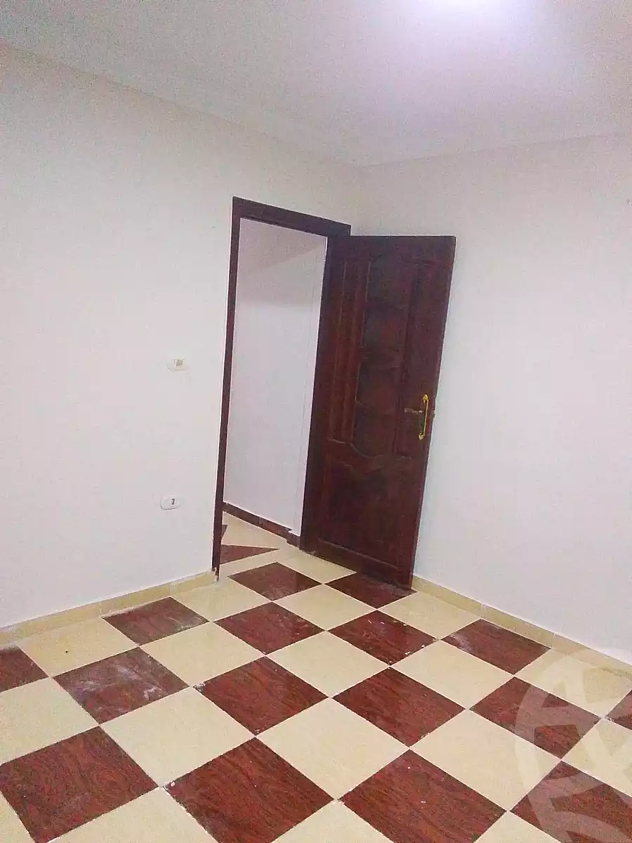 https://aqarmap.com.eg/ar/listing/7357830-for-sale-alexandria-el-asafra-l-sfr-qbly-el-maahad-el-dini-st